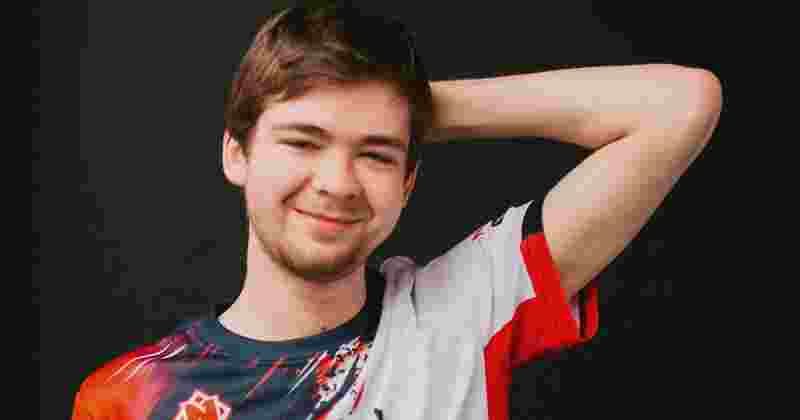 Rex Regum Qeon 在 Masters Toronto 2025 中被淘汰，未能赢得一场比赛